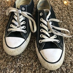 Black converse